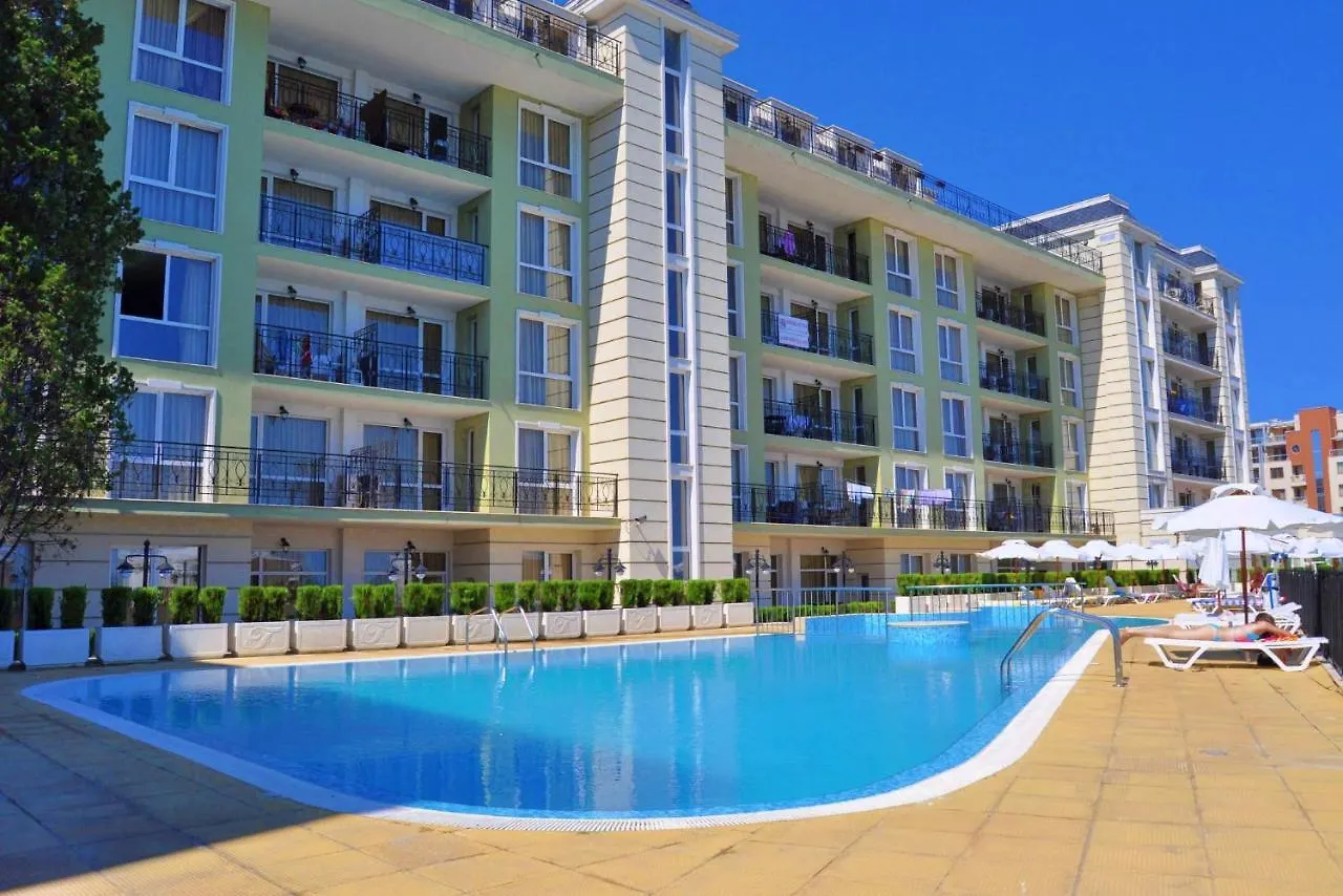 מלון Festa Pomorie Resort
