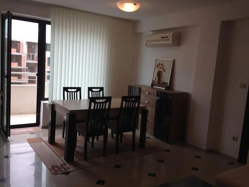 מלון Festa Pomorie Resort